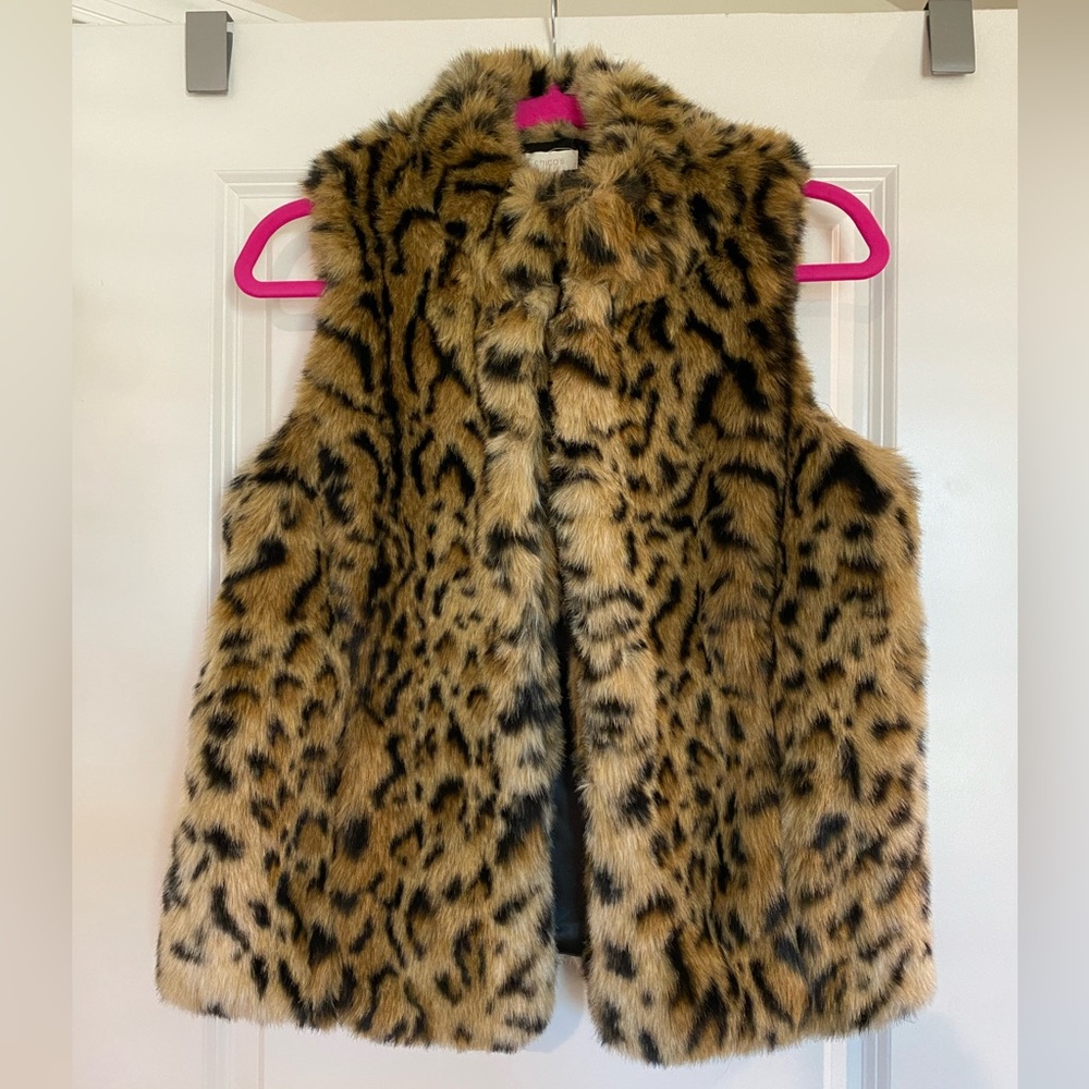 Chico’s Leopard Vest